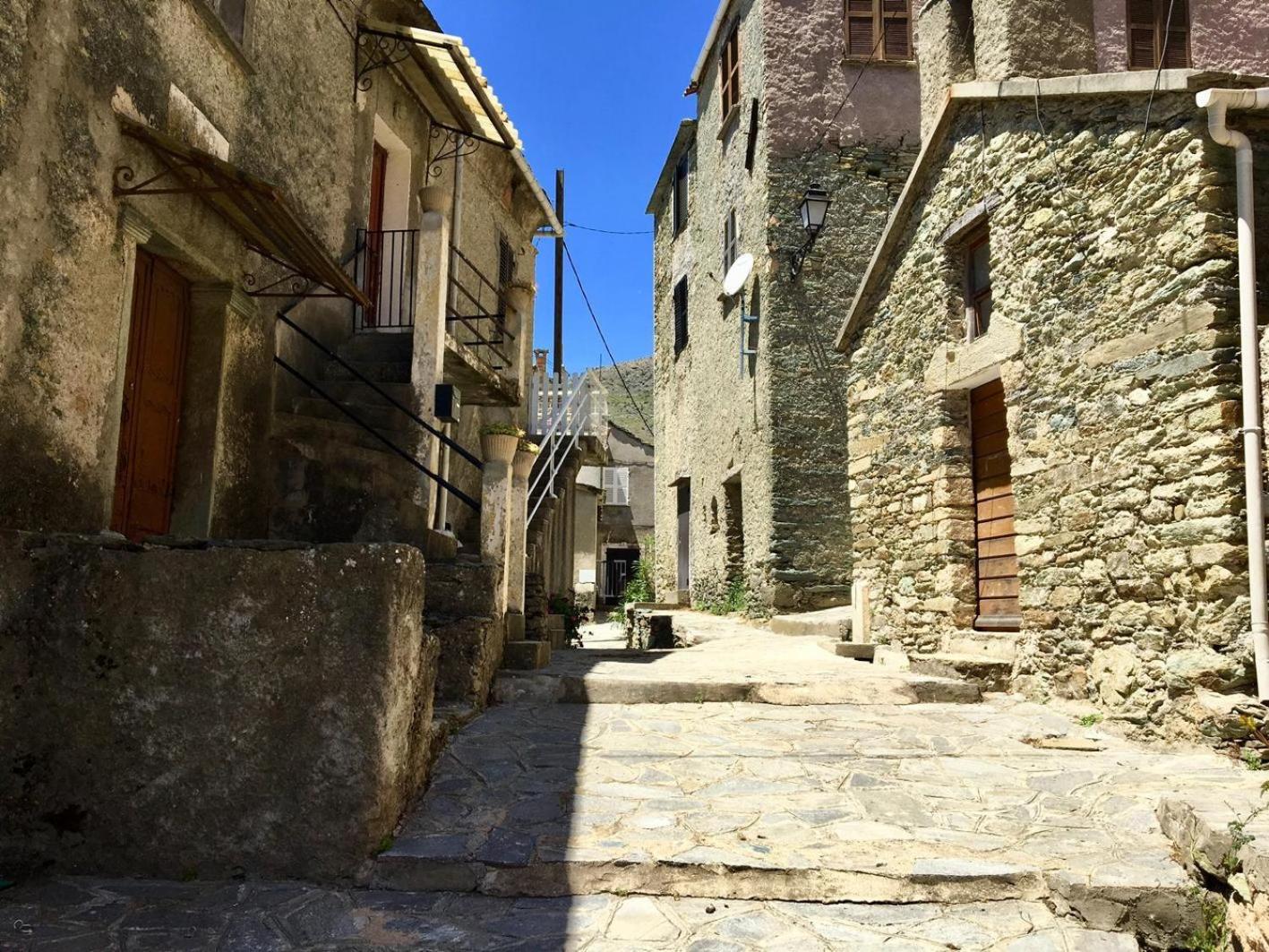 Nuits Magiques Au Village Entre Mer Et Montagnes Bigorno ภายนอก รูปภาพ