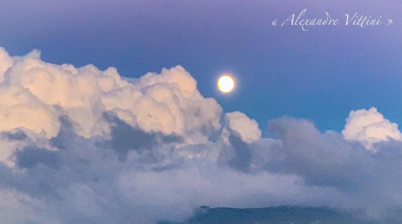 Nuits Magiques Au Village Entre Mer Et Montagnes Bigorno ภายนอก รูปภาพ